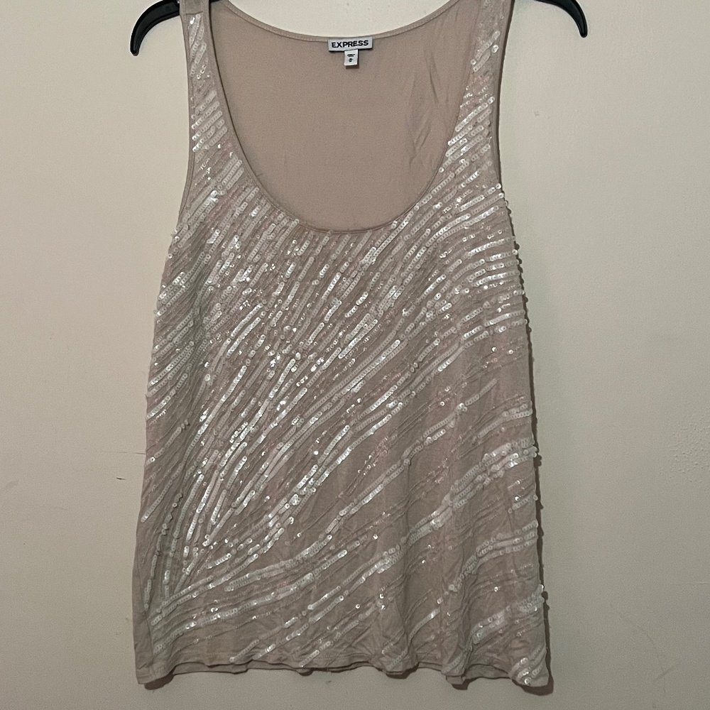 Sequin tank